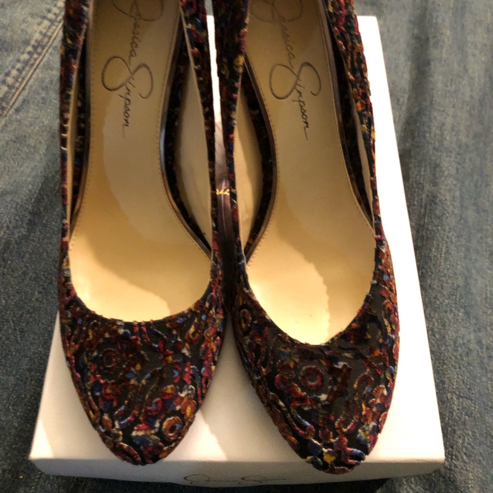 Jessica Simpson 7 Bainer Velvet Pump Studded Heels